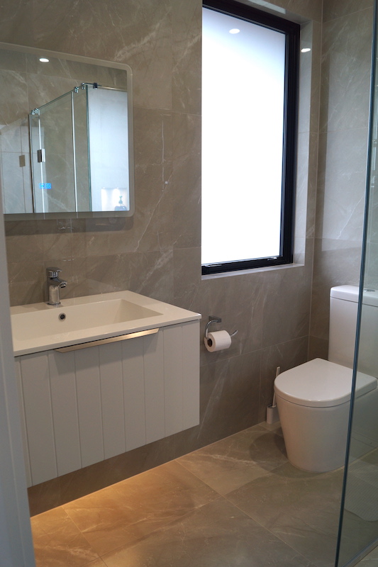 New ensuite - New build - CHR Builders